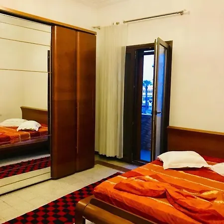 Portsiderooms Guest house Durres